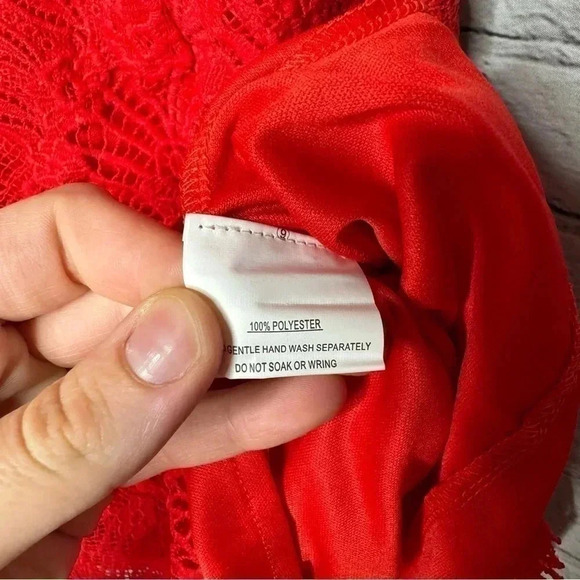 NWT Saints & Secrets Red Lace Open Back Halter Top A-Line Dress size Small - Picture 7 of 11